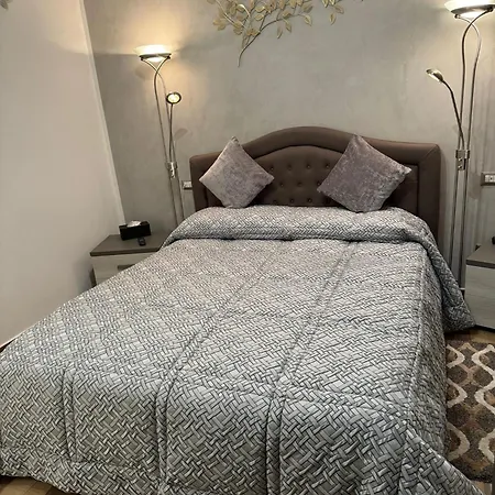 Cristina's House Апартаменты *